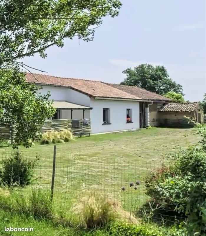 Maison à vendre, 250m², Bérat