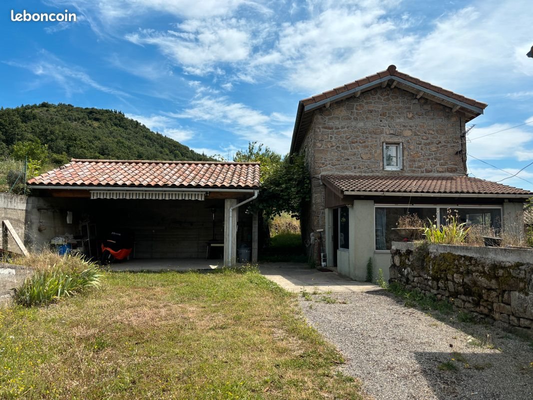 Maison à vendre, 96m², Chalencon