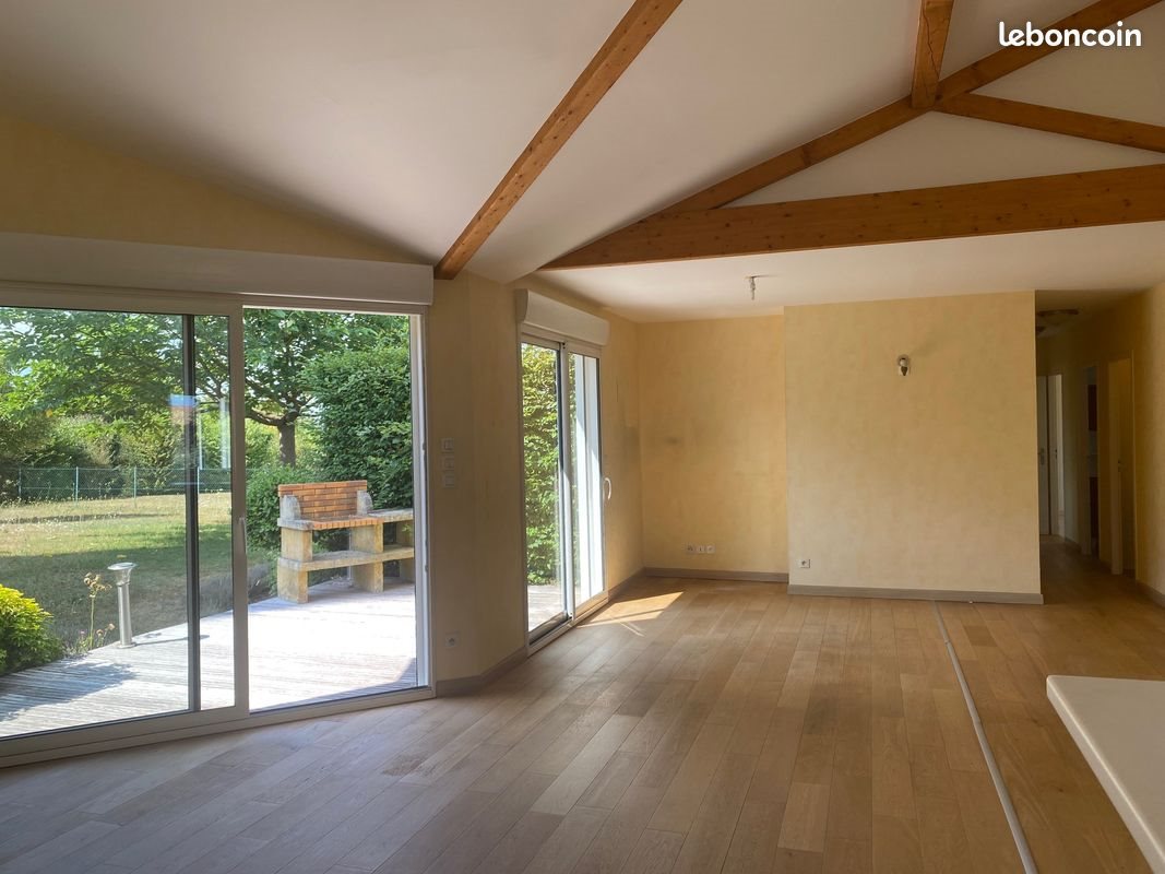 Maison à louer, 121m², Saint-Georges-lès-Baillargeaux