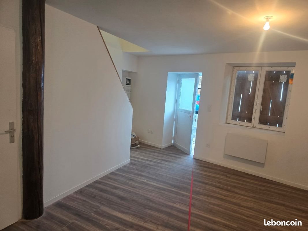 Maison à louer, 60m², Saint-Genès-Champanelle
