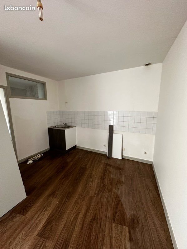 Appartement à louer, 45m², Longué-Jumelles