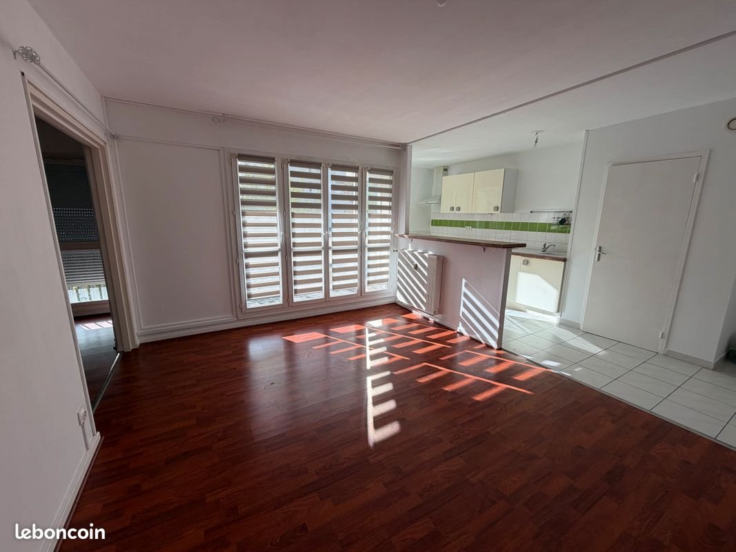 Appartement à louer, 84m², Angoulême