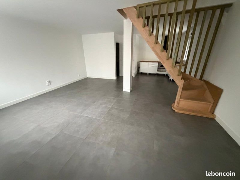 Appartement à louer, 80m², Louviers