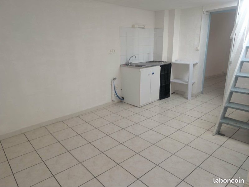 Appartement à louer, 30m², Saint-Ambroix