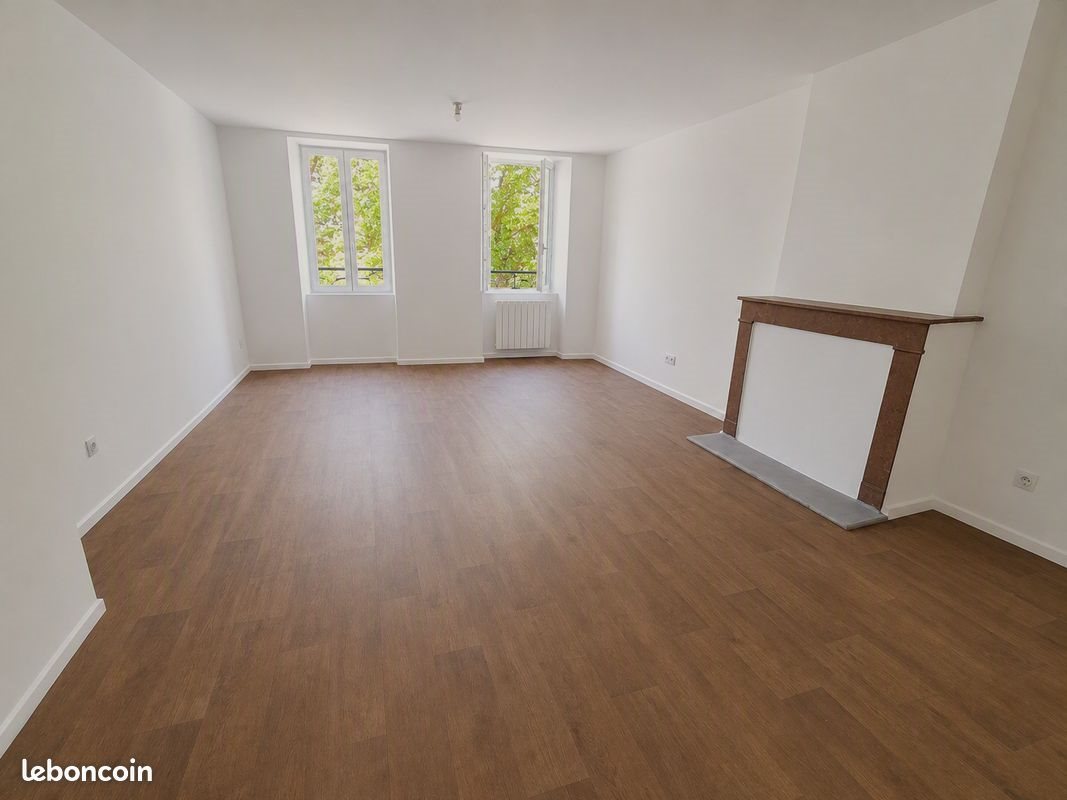 Appartement à louer, 58m², Lamastre