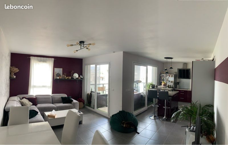 Appartement à louer, 77m², Saint-Julien-en-Genevois