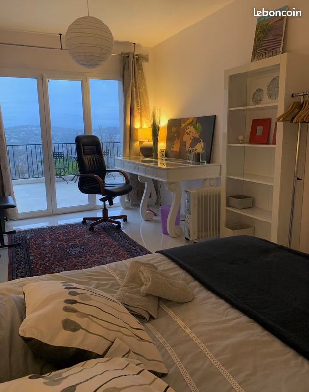 Maison à louer, 120m², Vallauris