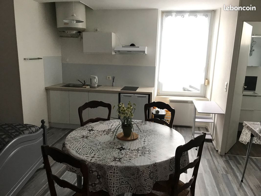 Appartement à louer, 19m², Saint-Hilaire-du-Harcouët