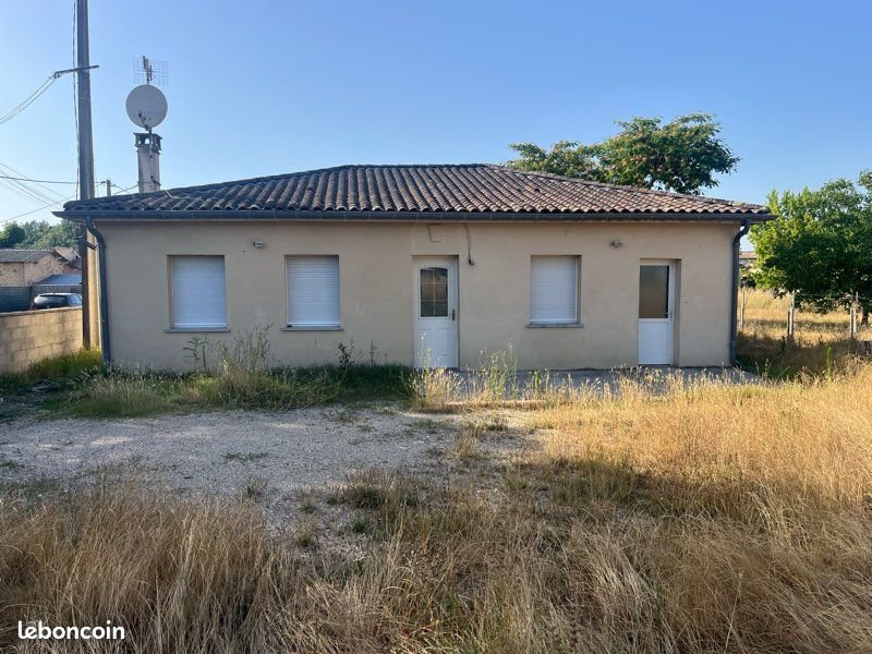 Maison à louer, 85m², Avensan