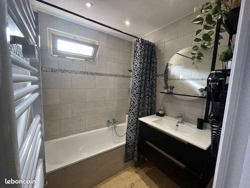 Appartement à louer, 41m², Vallauris