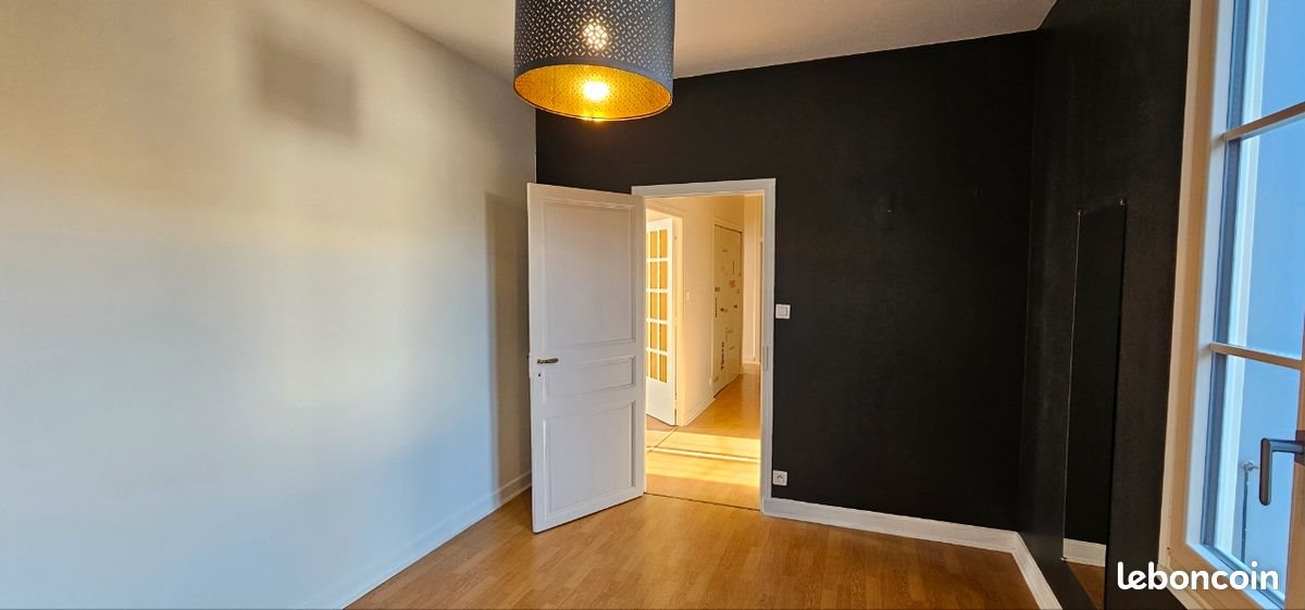 Appartement à louer, 65m², Meyssac
