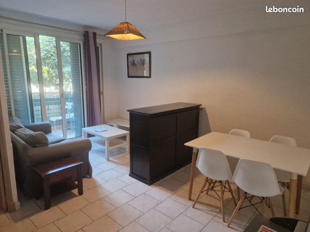 Appartement à louer, 43m², Toulon