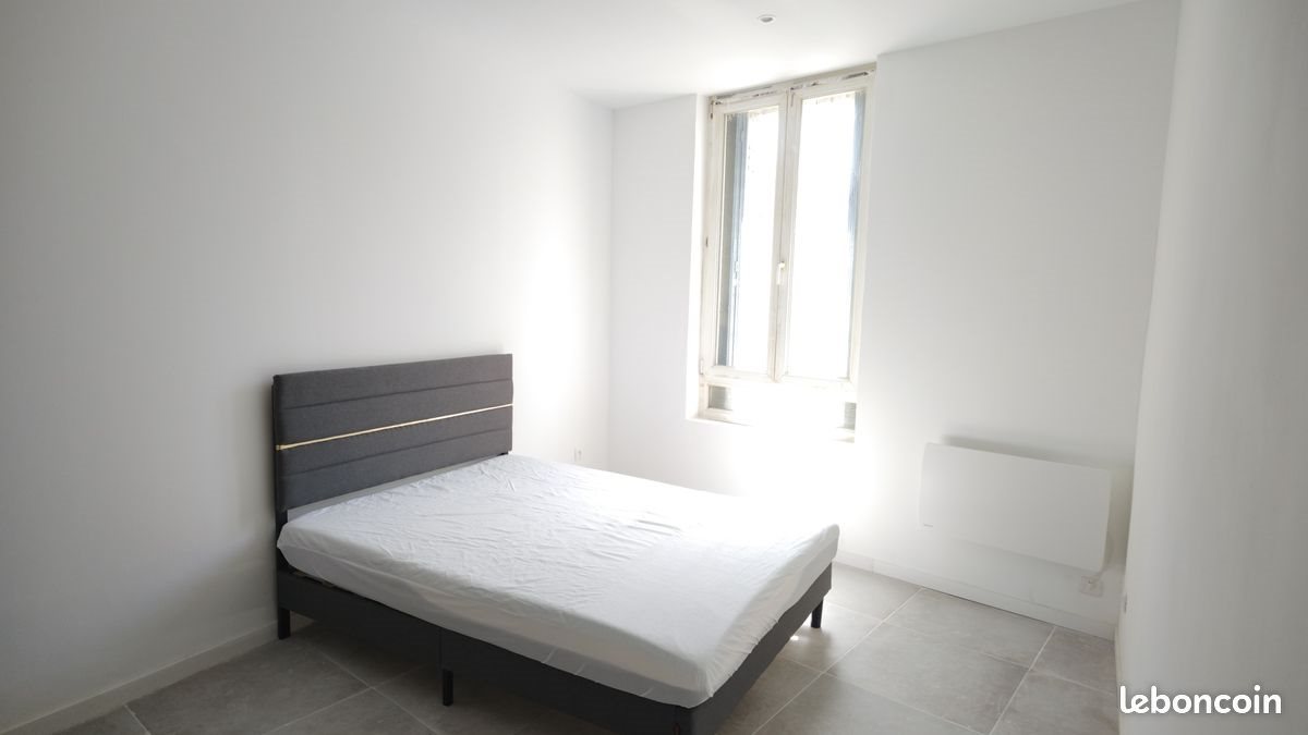 Appartement à louer, 42m², Nîmes