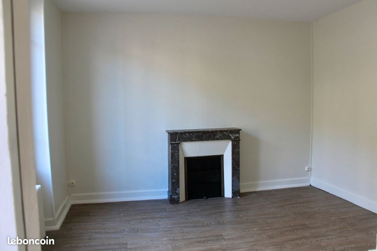 Appartement à louer, 91m², Guéret