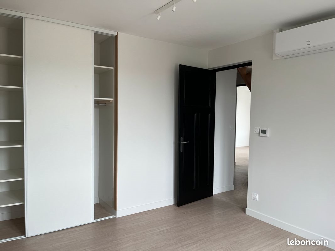 Appartement à louer, 100m², Saint-Paul-en-Jarez