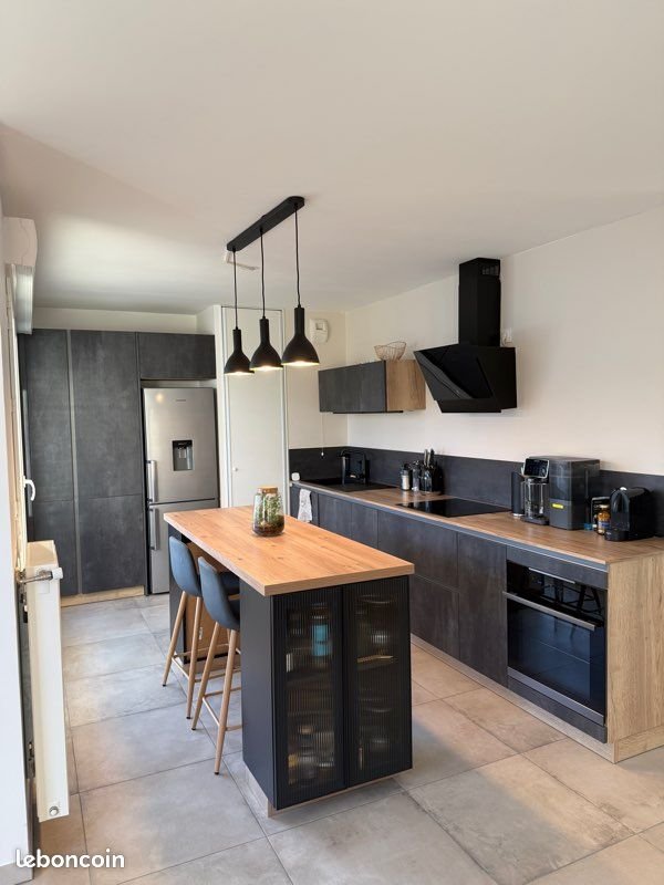 Appartement à louer, 70m², Gleizé