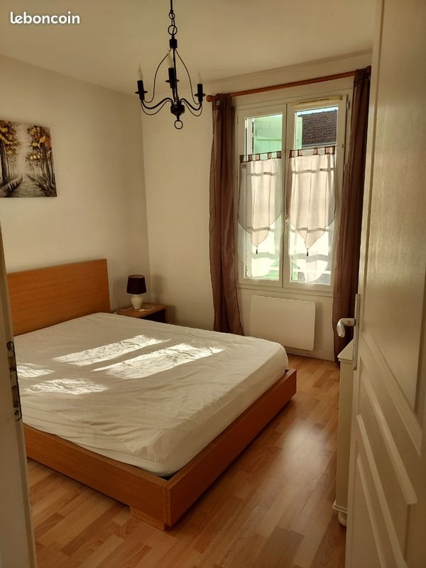 Appartement à louer, 44m², Rochefort
