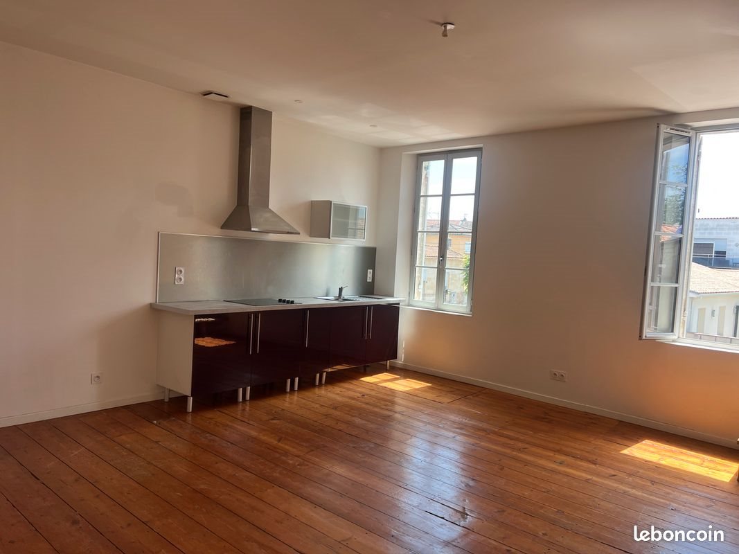 Appartement à louer, 56m², Coutras