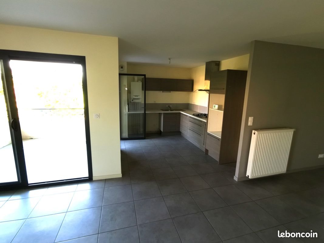 Appartement à louer, 75m², Rouffiac-Tolosan