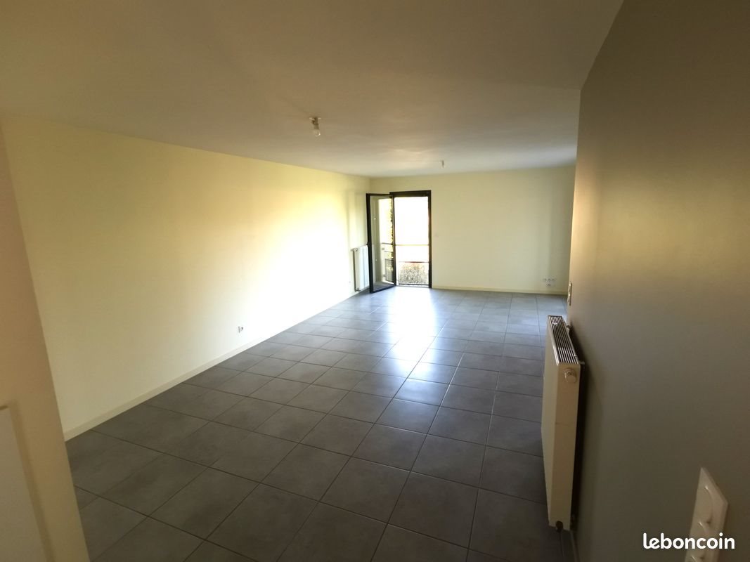 Appartement à louer, 75m², Rouffiac-Tolosan