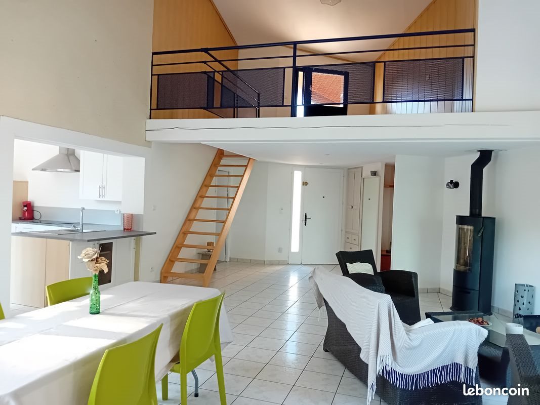 Maison à vendre, 200m², Mervent