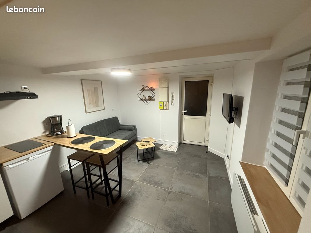 Appartement à louer, 25m², Charleville-Mézières