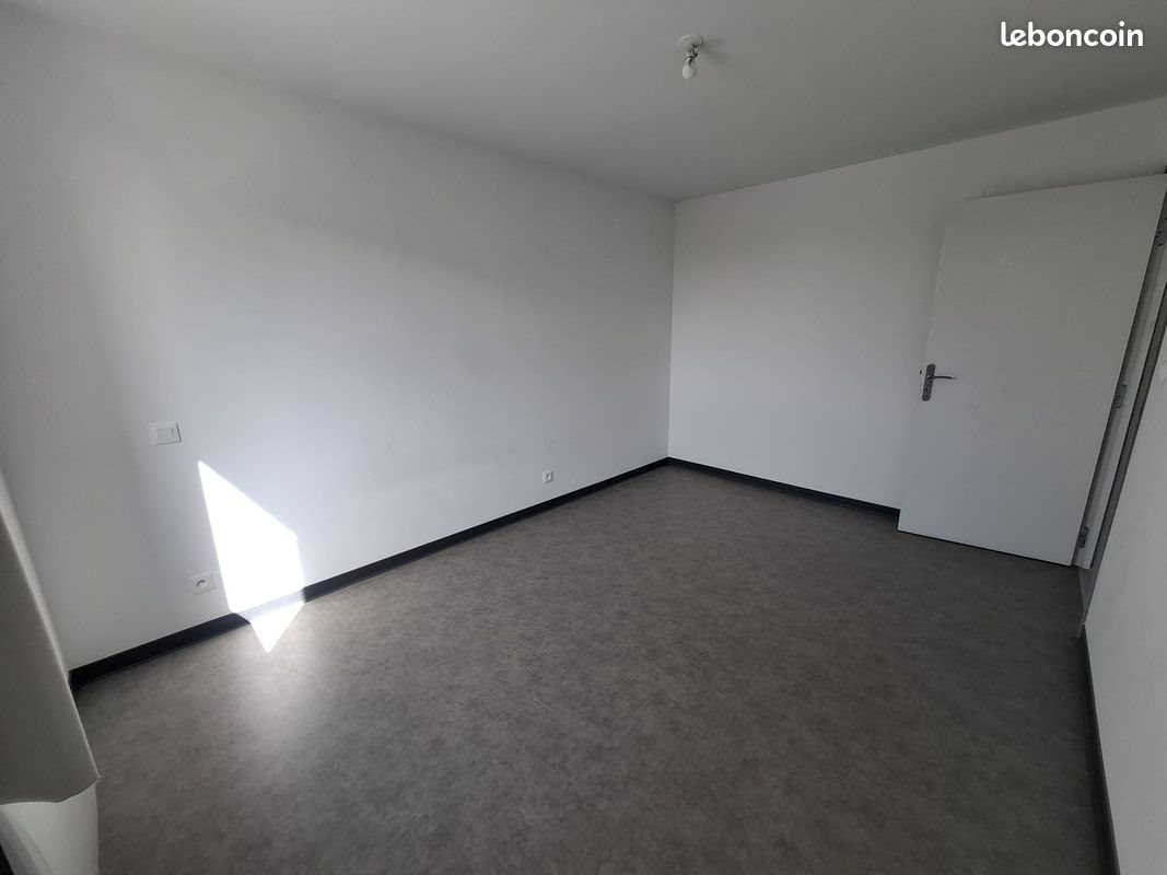 Appartement à louer, 78m², Avelin
