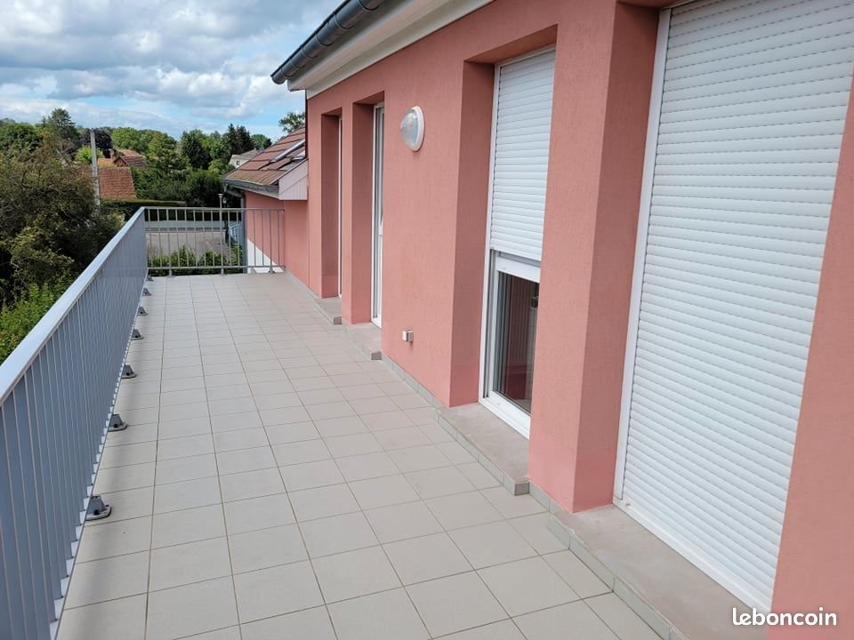 Appartement à louer, 70m², Landser
