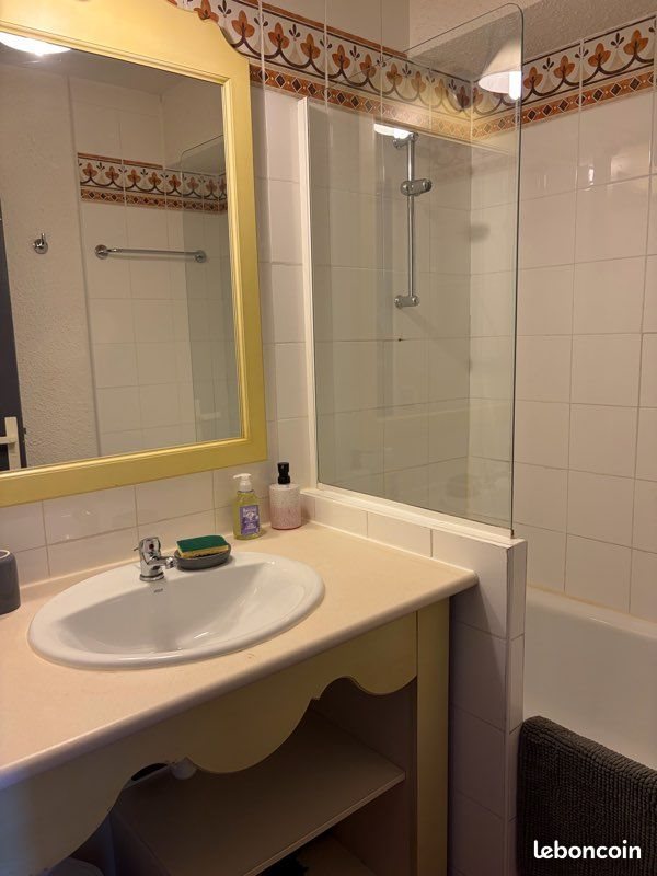 Appartement à louer, 27m², Roquebrune-sur-Argens
