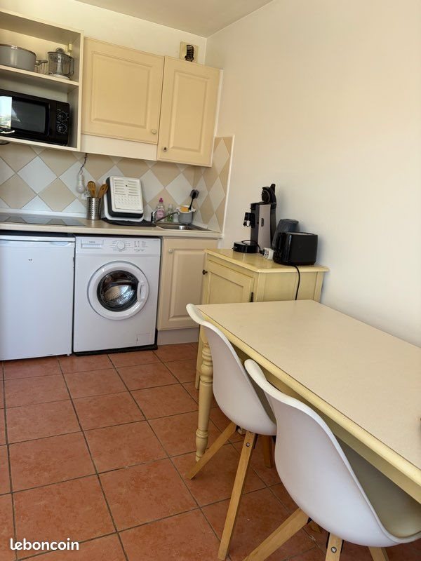 Appartement à louer, 27m², Roquebrune-sur-Argens