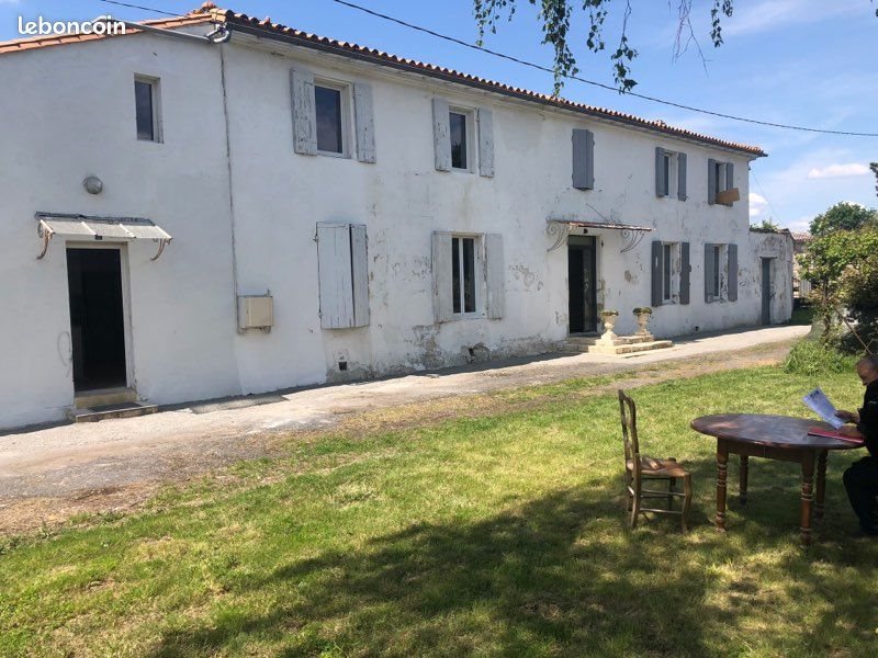Maison à vendre, 350m², Saint-Ciers-du-Taillon