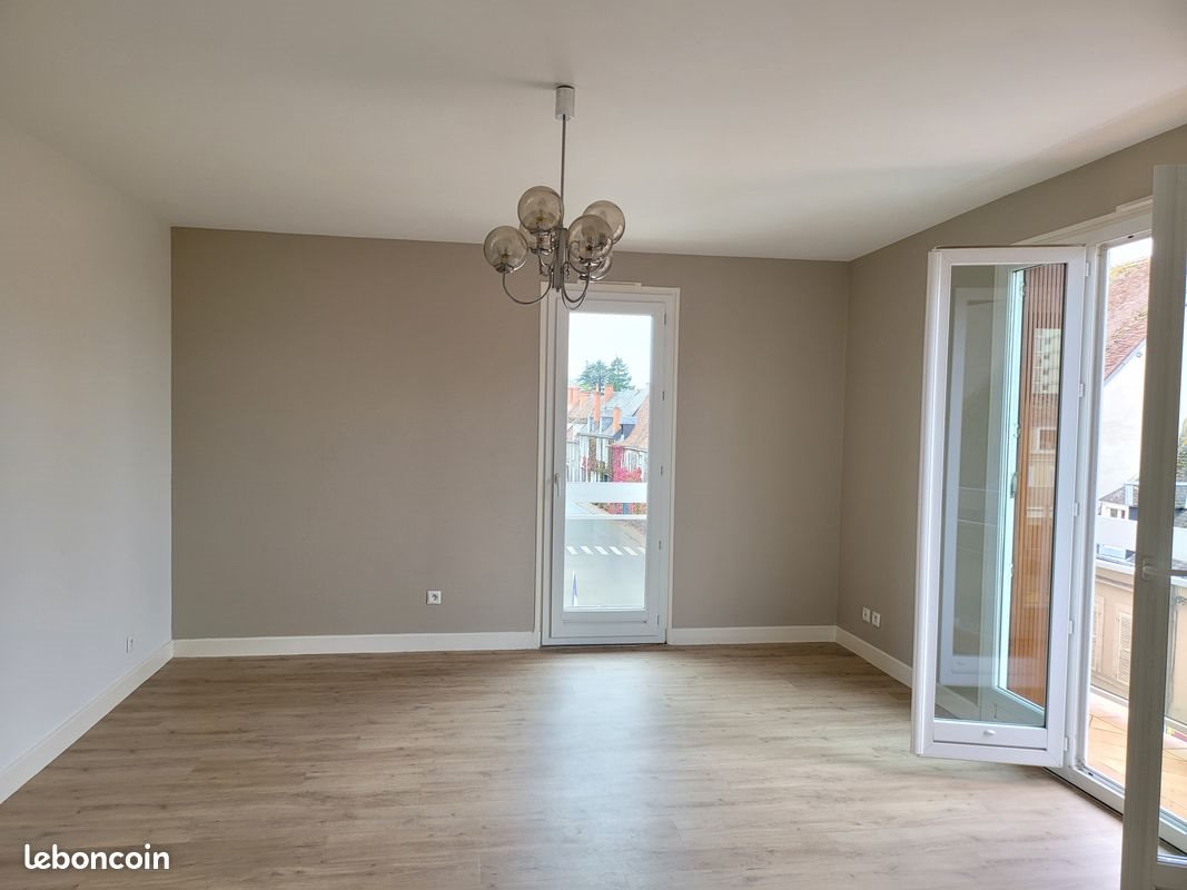 Appartement à louer, 47m², La Châtre