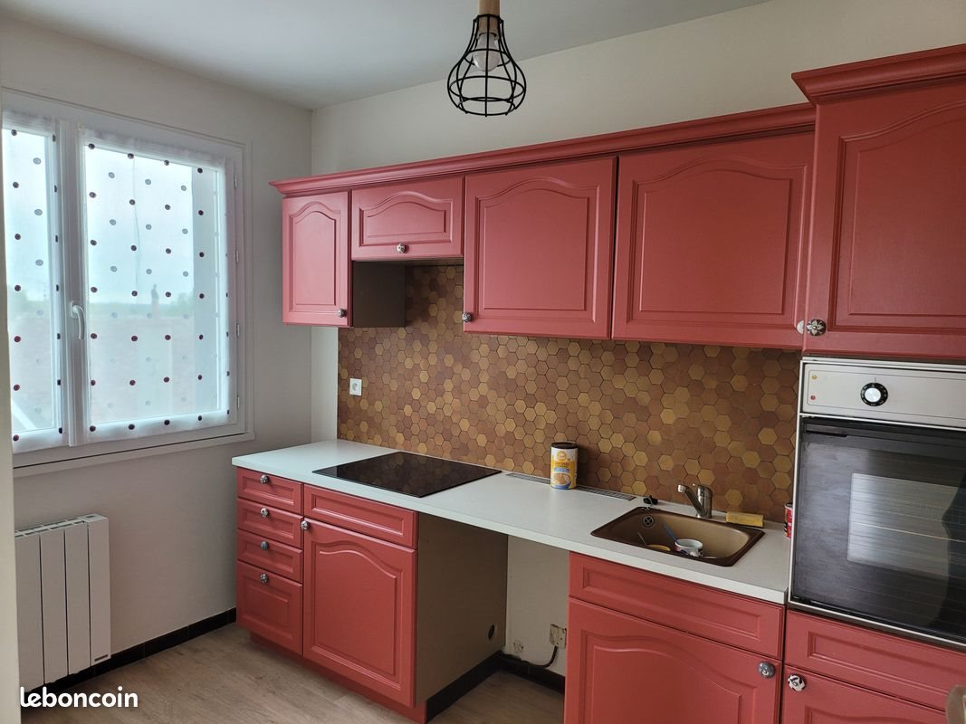 Appartement à louer, 47m², La Châtre