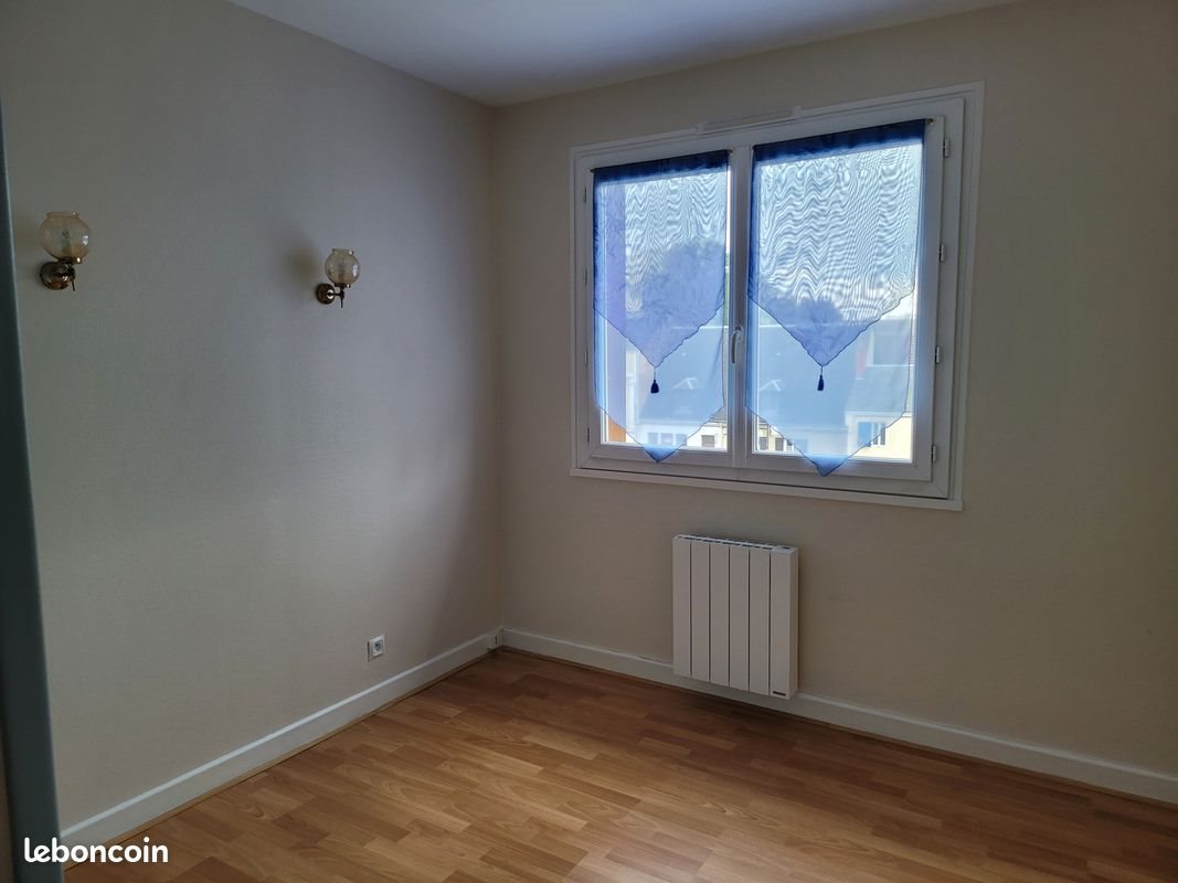 Appartement à louer, 47m², La Châtre