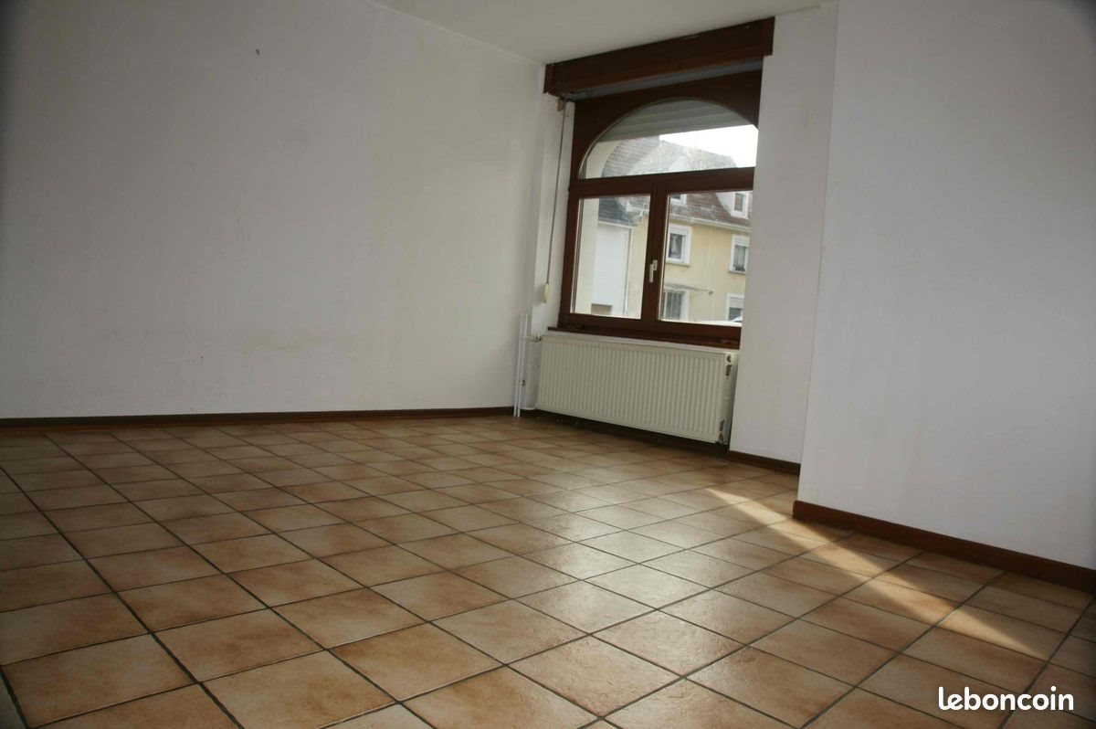 Appartement à louer, 73m², Steinbach