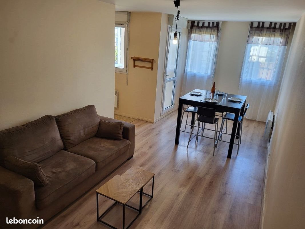Appartement à louer, 53m², Orléans