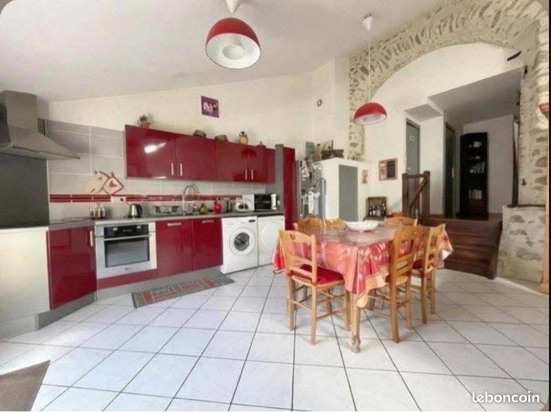 Appartement à louer, 85m², Laragne-Montéglin
