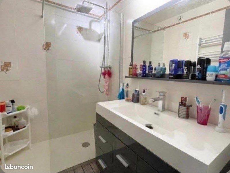 Appartement à louer, 85m², Laragne-Montéglin