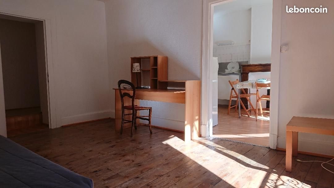Appartement à louer, 36m², Figeac