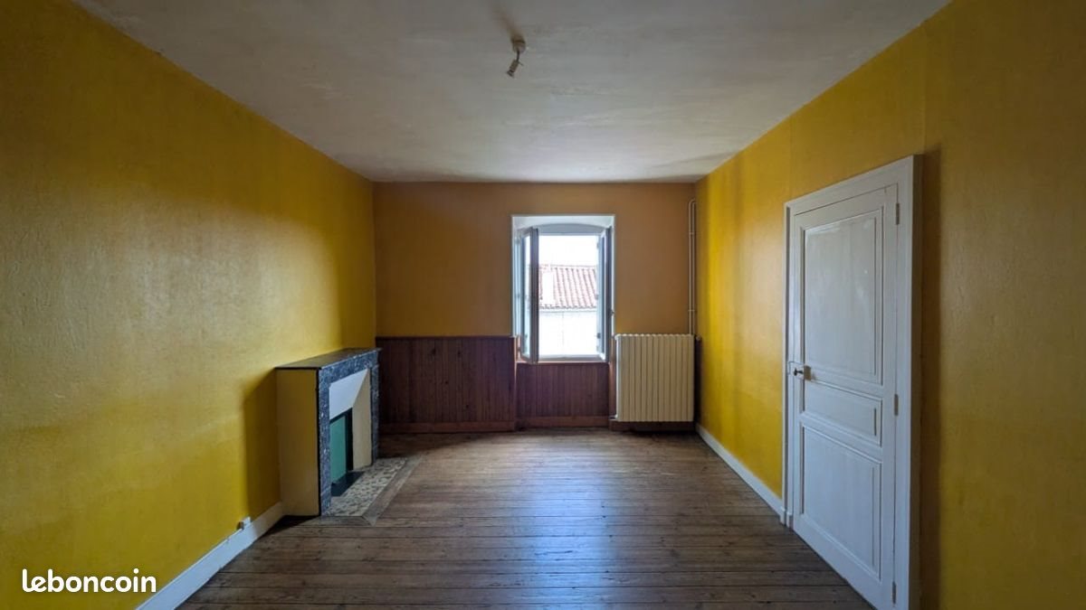 Appartement à louer, 65m², Montbron