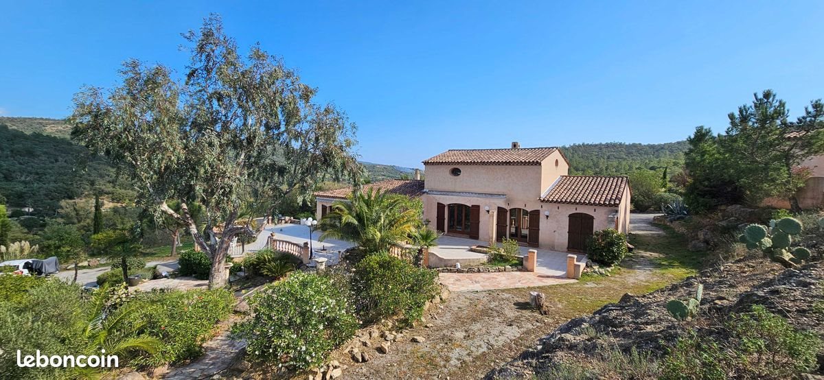 Maison à louer, 110m², Le Plan-de-la-Tour