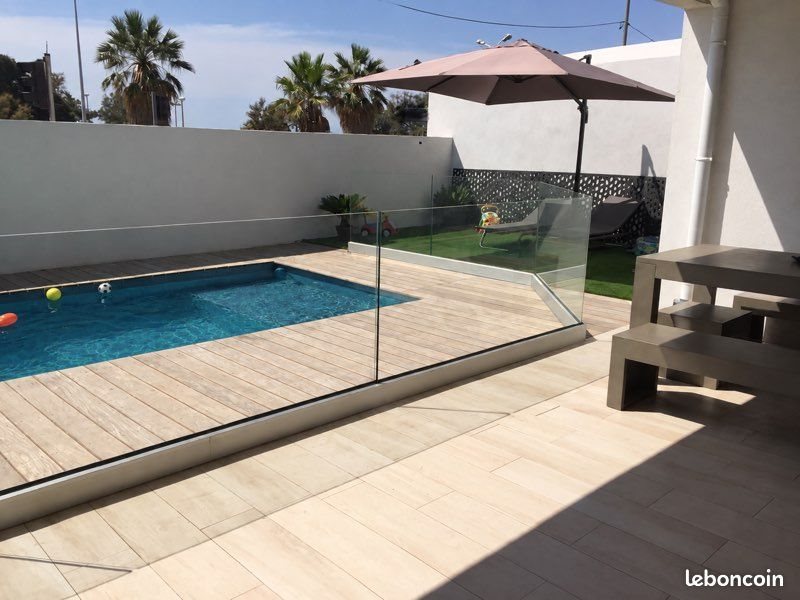 Appartement à louer, 70m², Marseille 8ème