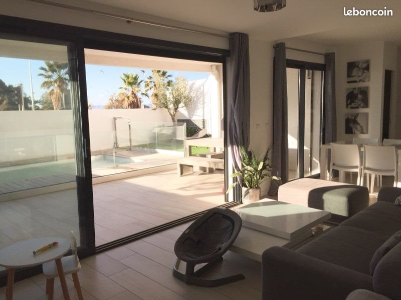 Appartement à louer, 70m², Marseille 8ème