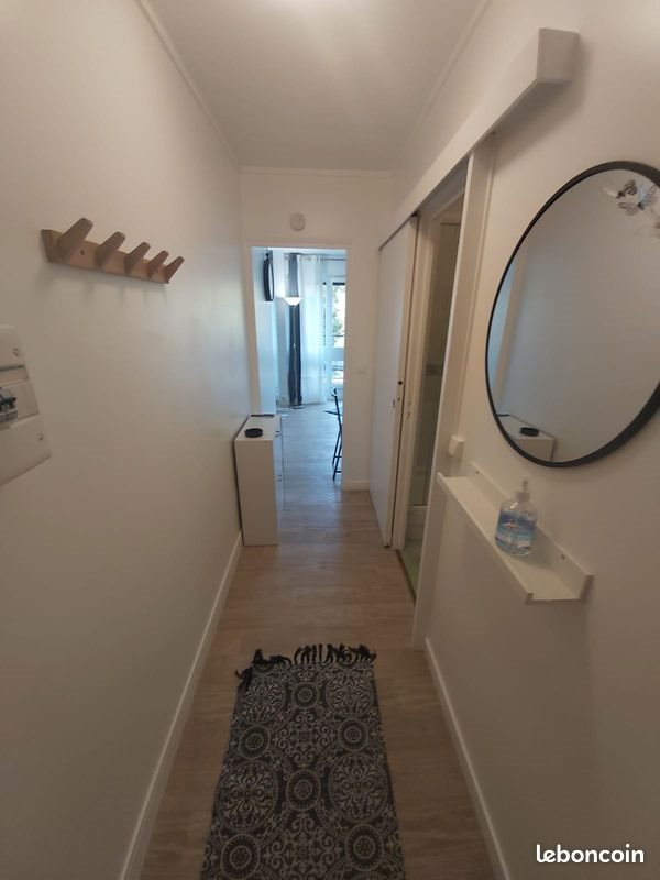 Appartement à louer, 26m², Le Chesnay
