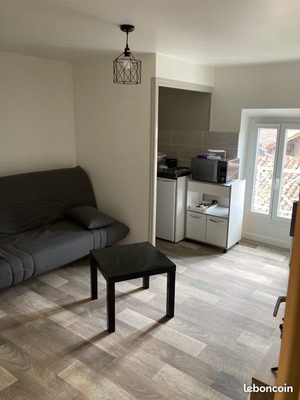 Appartement à louer, 15m², Sainte-Livrade-sur-Lot
