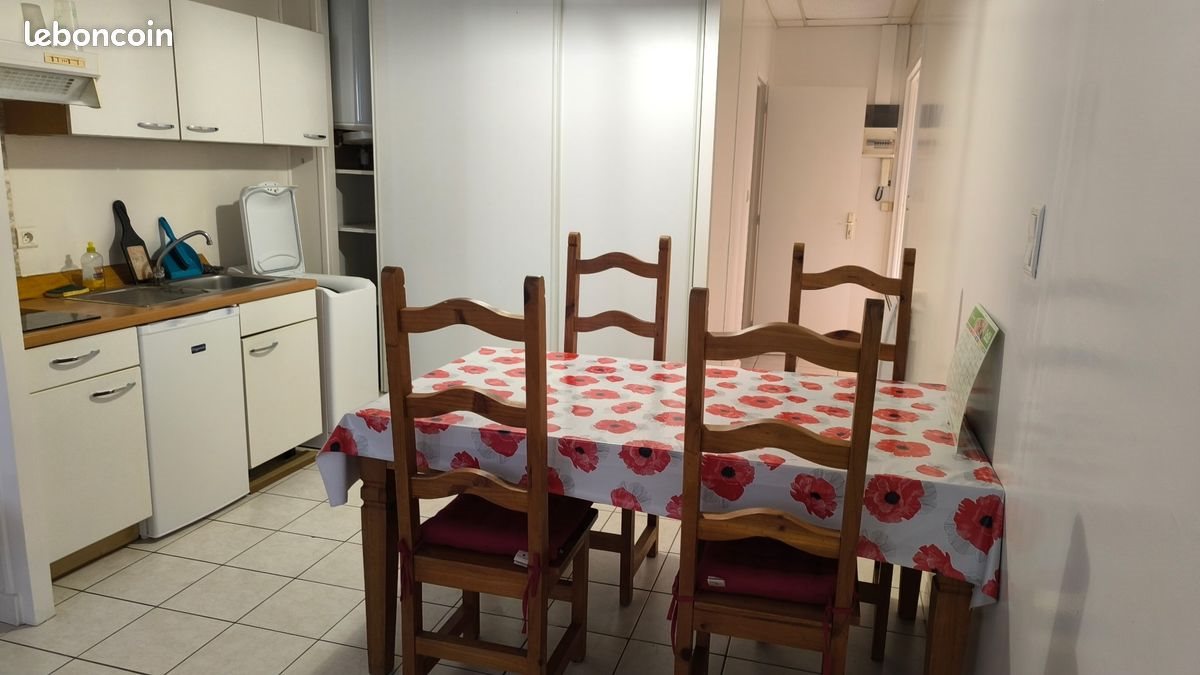 Appartement à louer, 45m², Moulins