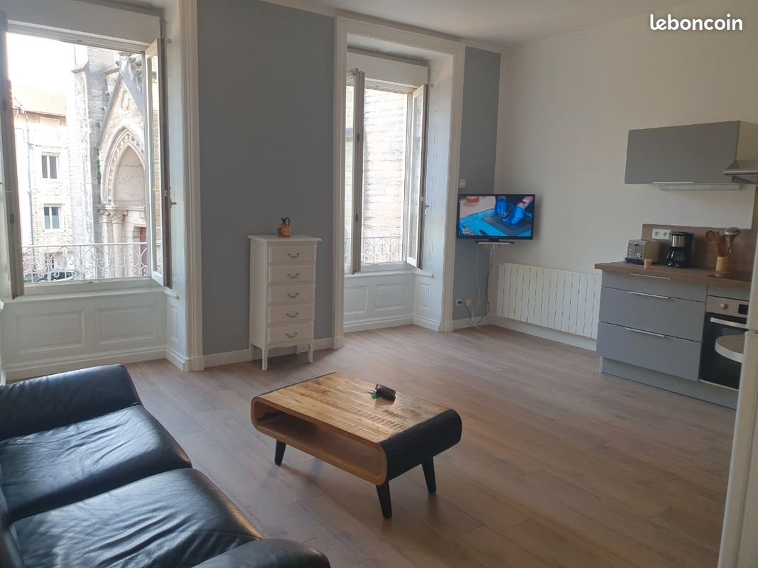Appartement à louer, 45m², Lagnieu