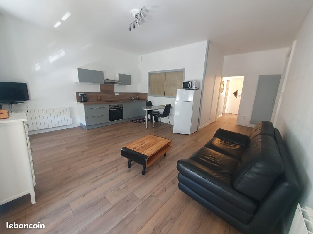 Appartement à louer, 45m², Lagnieu