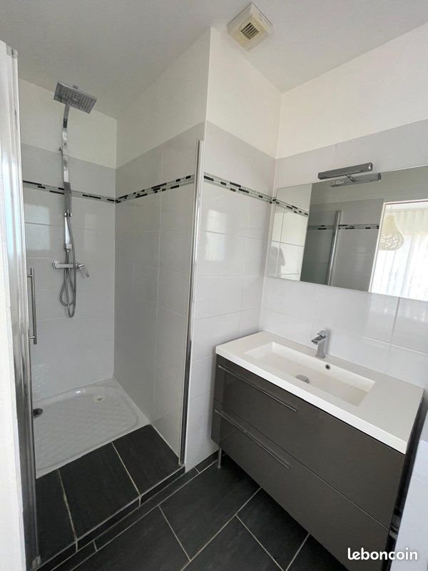 Appartement à louer, 40m², Saint-Julien