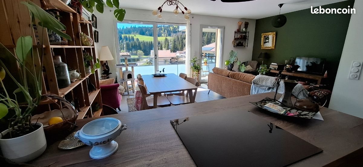 Appartement à vendre, 64m², La Cluse-et-Mijoux